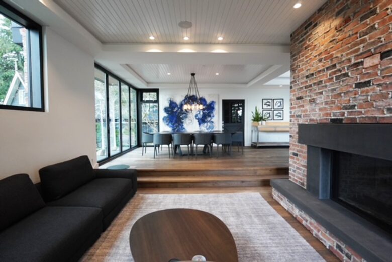 West Vancouver Contemporary Hideaway - West Vancouver, Canada