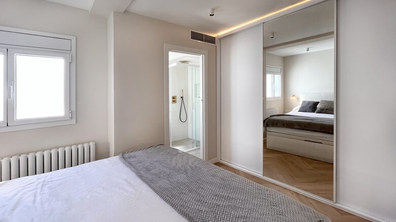 luxury Waterfront Apartment | Barceloneta - Barcelona, Spain