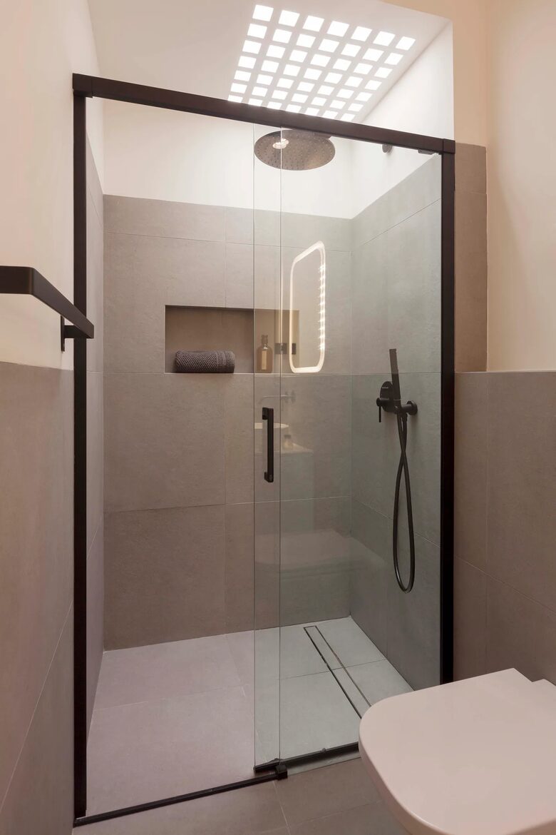 Luxury 3 BD Apartment | Pez 11 - Madrid, Spain