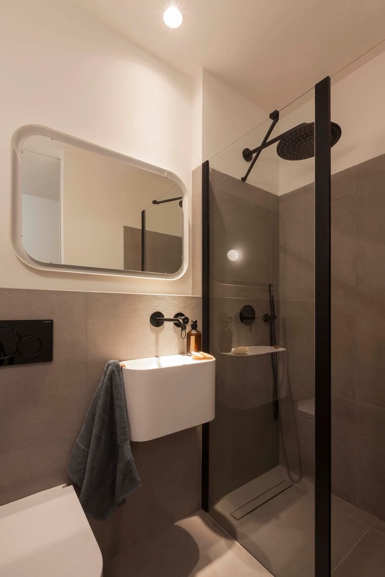 Luxury 3 BD Apartment | Pez 11 - Madrid, Spain