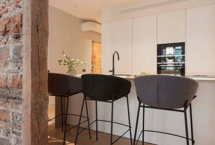 Luxury 3 BD Apartment | Pez 11 - Madrid, Spain