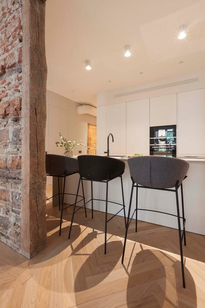 Luxury 3 BD Apartment | Pez 11 - Madrid, Spain