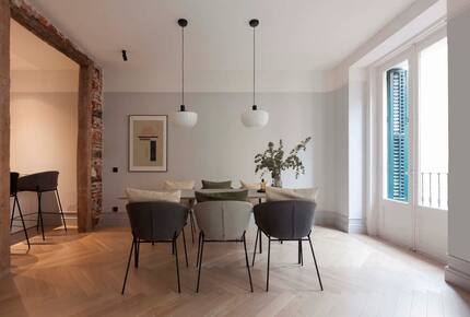 Luxury 3 BD Apartment | Pez 11 - Madrid, Spain