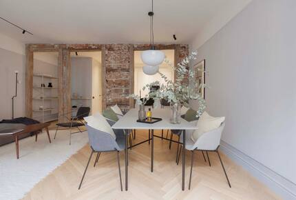Luxury 3 BD Apartment | Pez 11 - Madrid, Spain