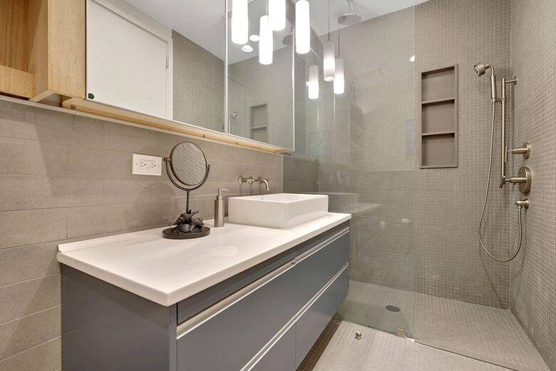 Highrise Downtown Modern Getaway - Asbury Park, New Jersey