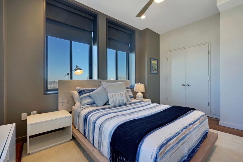 Highrise Downtown Modern Getaway - Asbury Park, New Jersey