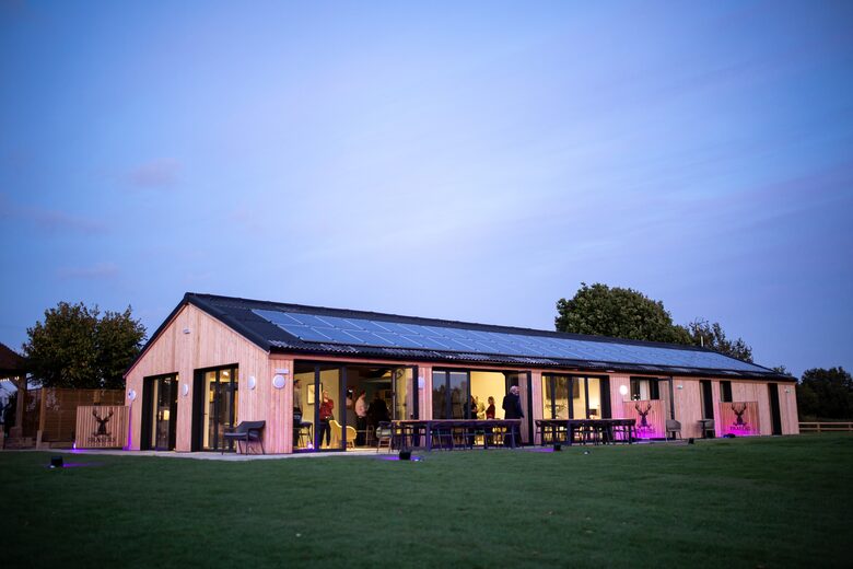 Stags Barn - Ashford, United Kingdom