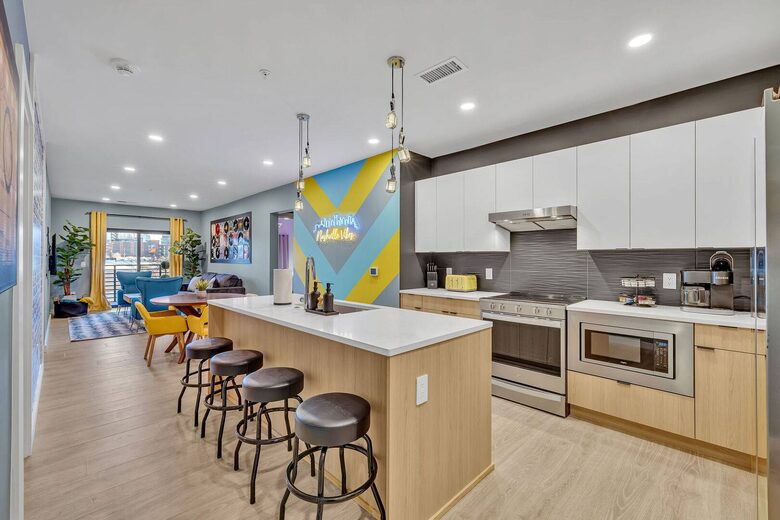 Nashville Luxury Apartment - Nashville, Tennessee