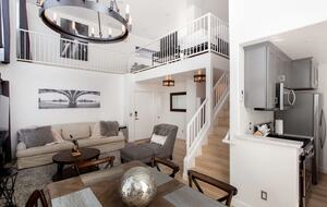 The Santa Monica Loft - Santa Monica, California