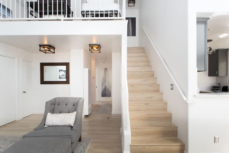 The Santa Monica Loft - Santa Monica, California