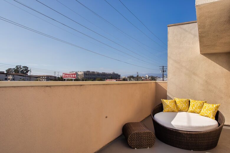 The Santa Monica Loft - Santa Monica, California