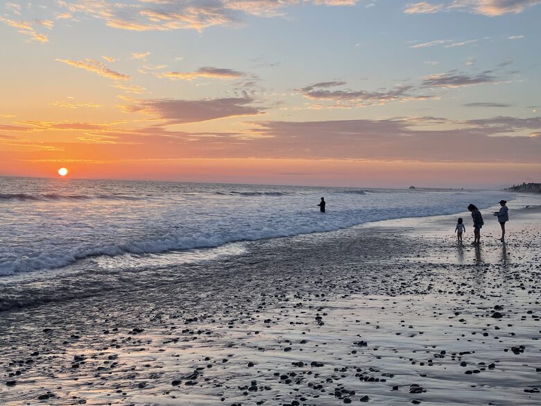 Rosebud Retreat Oceanside with serene canyon views - Oceanside, California