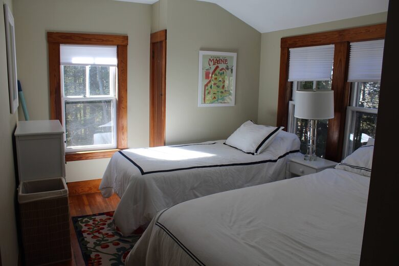 Modern Cottage on a Wooded Lot with Beach Access - New Harbor, Maine