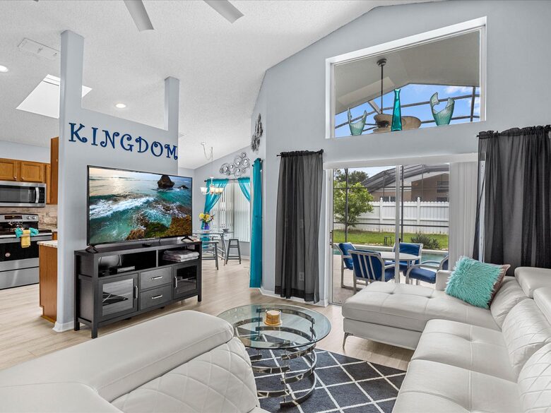 Bow Creek Retreat - Kissimmee, Florida