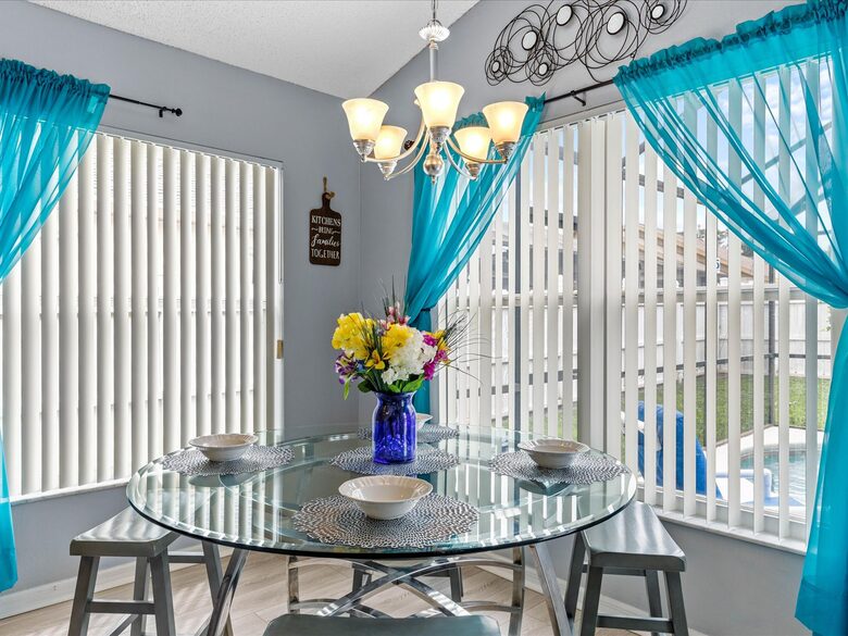 Bow Creek Retreat - Kissimmee, Florida