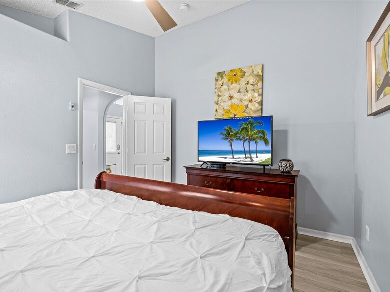 Bow Creek Retreat - Kissimmee, Florida