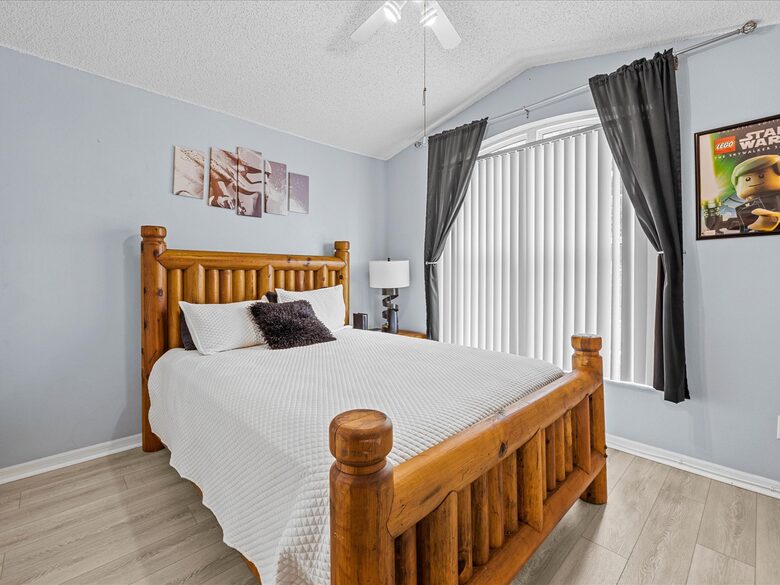 Bow Creek Retreat - Kissimmee, Florida