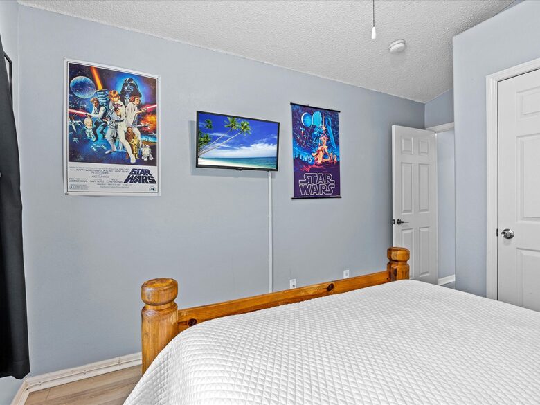 Bow Creek Retreat - Kissimmee, Florida