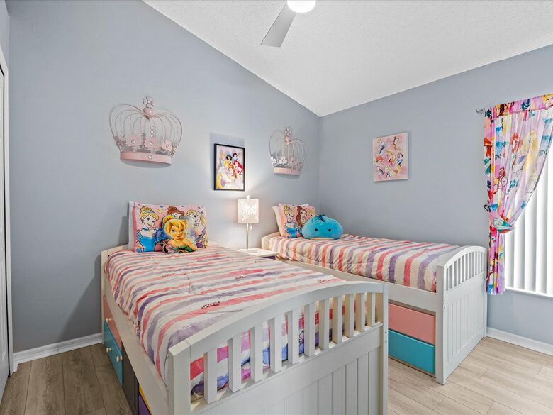Bow Creek Retreat - Kissimmee, Florida
