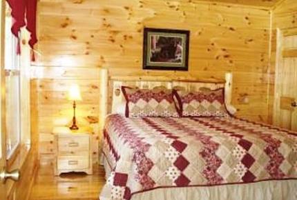 The Hummingbird - Sevierville, Tennessee