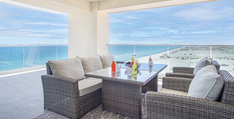 Beachfront Bliss: Encántame Towers - Playa Encanto, Mexico