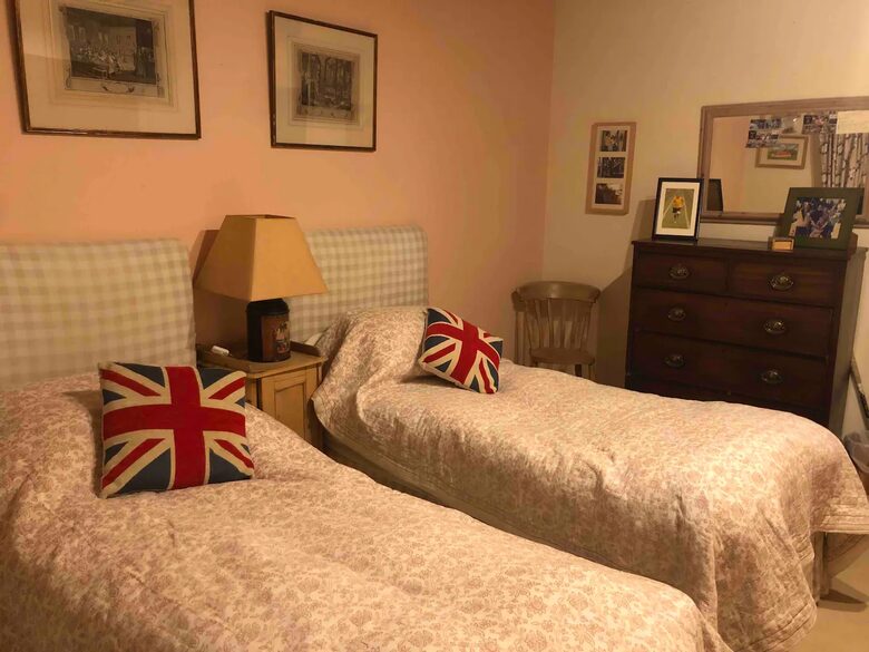 4 Bed Country Home - Amport, Andover, United Kingdom