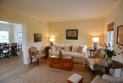 Island Elegance near beach and town - Nantucket, Massachusetts