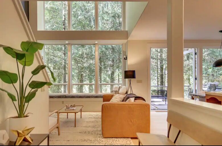 Modern Mt Hood Riverfront Cabin - Rhododendron, Oregon