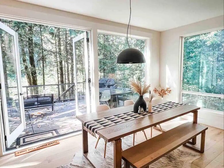 Modern Mt Hood Riverfront Cabin - Rhododendron, Oregon