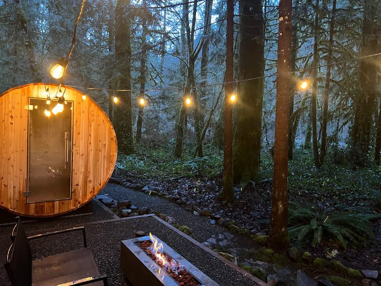 Modern Mt Hood Riverfront Cabin - Rhododendron, Oregon