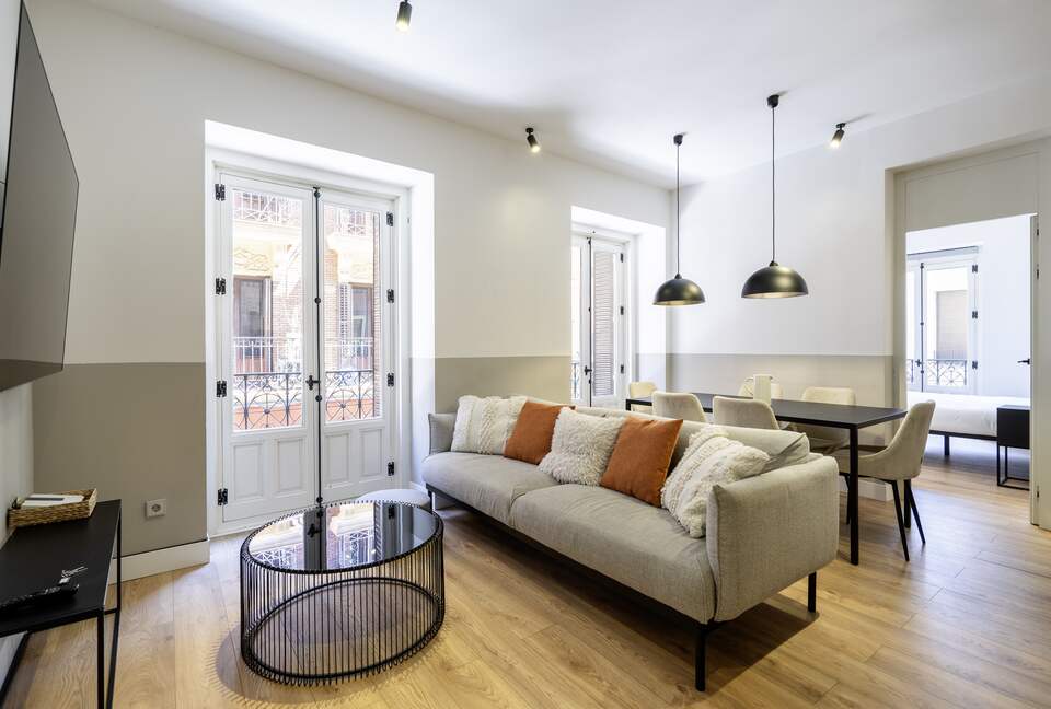 Luxury 4 BD Apartment | Palma 69 - Madrid, Spain