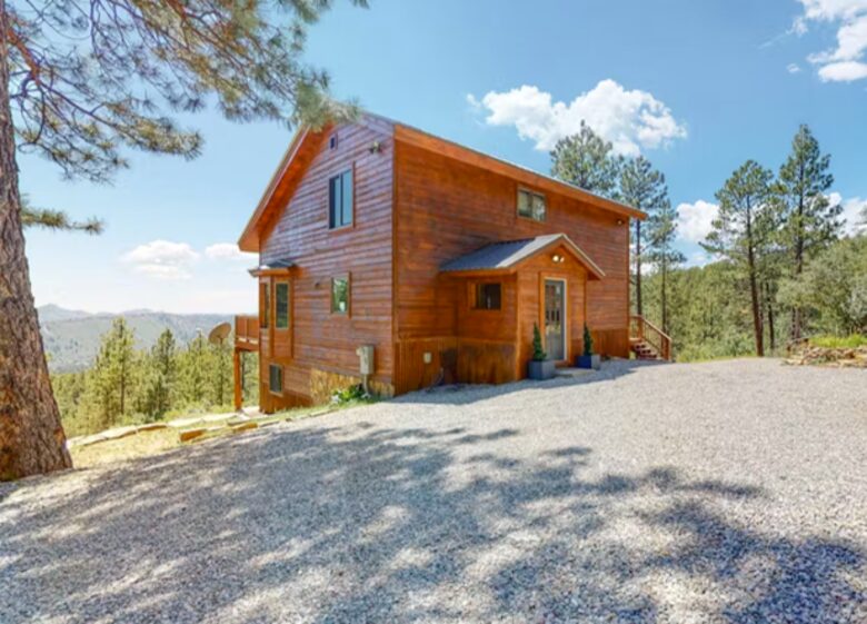 Cozy Mountain Home with Amazing Views - Durango, Colorado