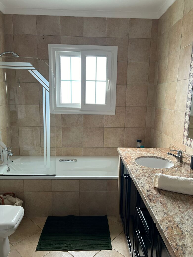 Duplex The President - Estepona, Spain