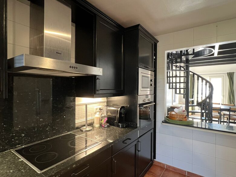 Duplex The President - Estepona, Spain