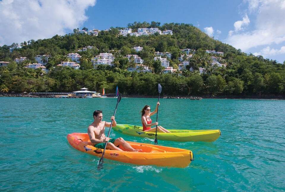 Free Watersports - Kayaks - Waterski and Banana boat daily