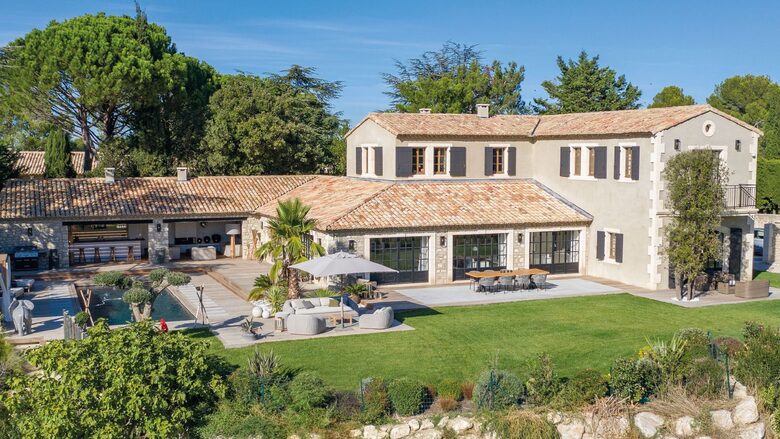 Ushuaïa House - Saint-Rémy-de-Provence, France