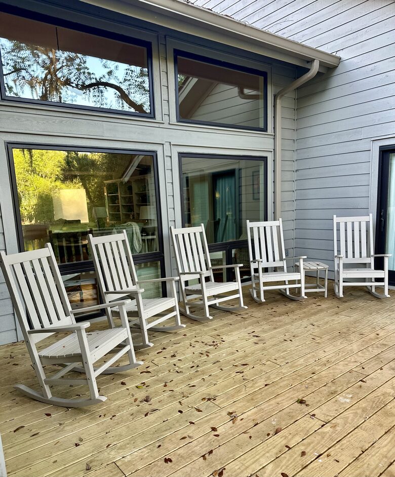 Relax & rock on the back deck while enjoying the lagoon view.