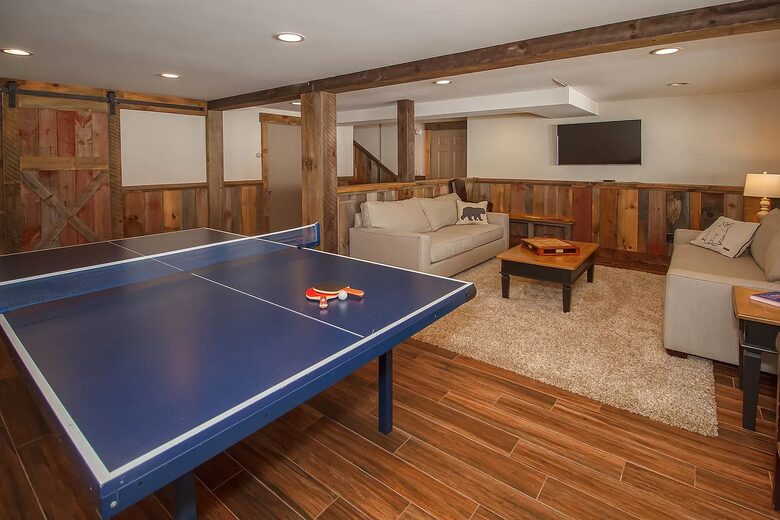 Rustic-Chic Chalet - Wilmington, Vermont