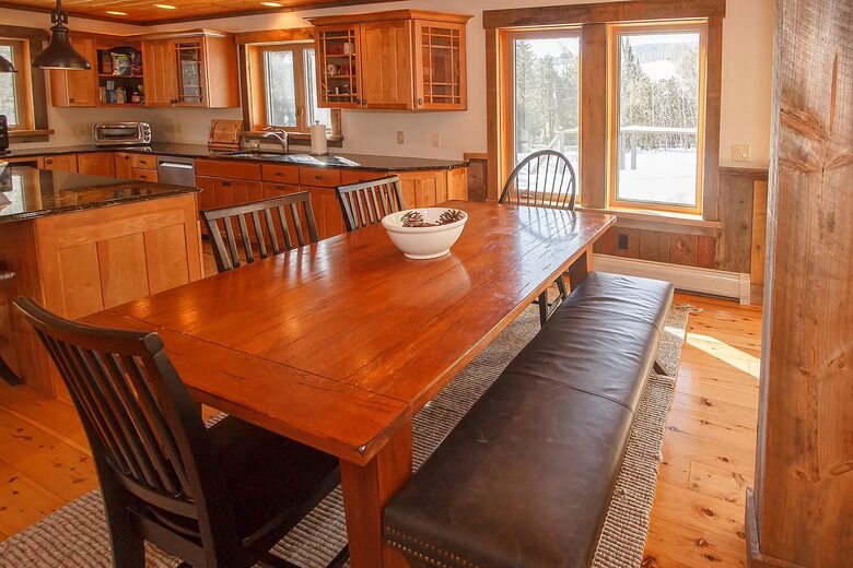 Rustic-Chic Chalet - Wilmington, Vermont