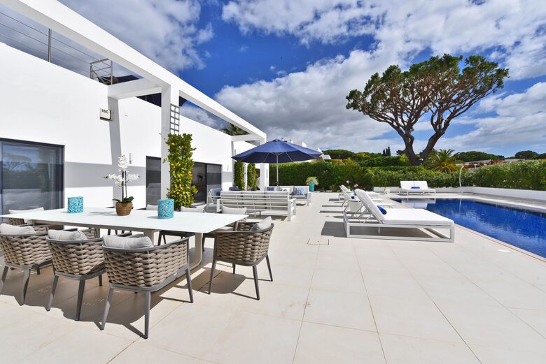 Modern Detached Villa - Faro, Portugal