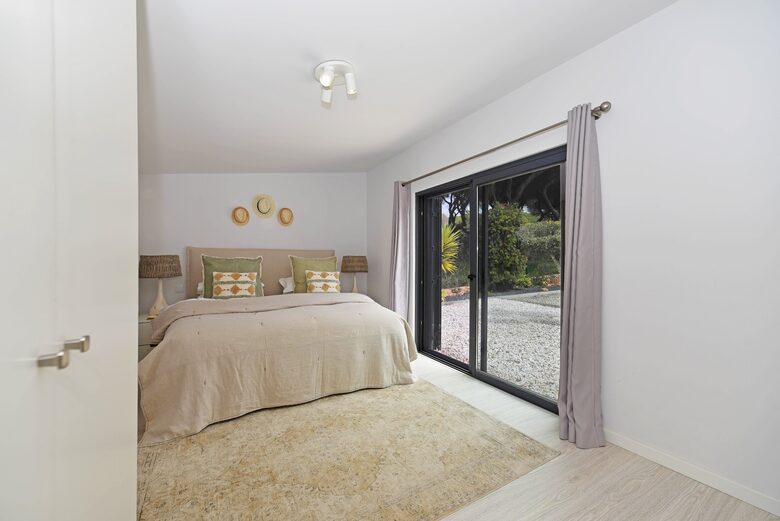 Modern Detached Villa - Faro, Portugal