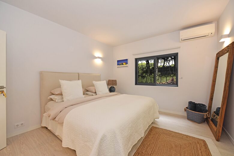 Modern Detached Villa - Faro, Portugal
