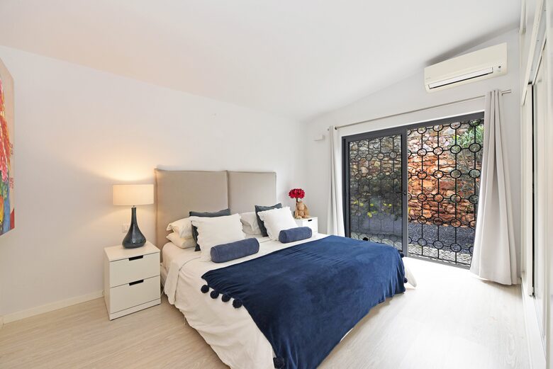 Modern Detached Villa - Faro, Portugal