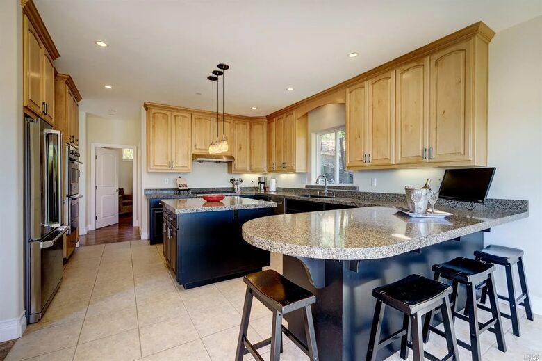 Healdsburg Retreat: Views & Vineyards - Healdsburg, California