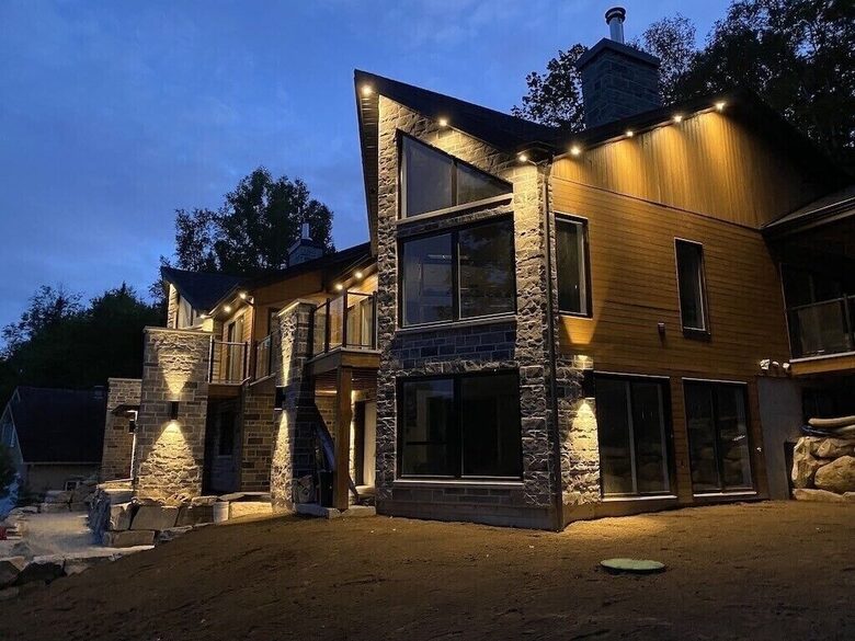 Mountain Golf Retreat: 5-Bedroom near Tremblant Ski Resort - Mont-Tremblant, Canada