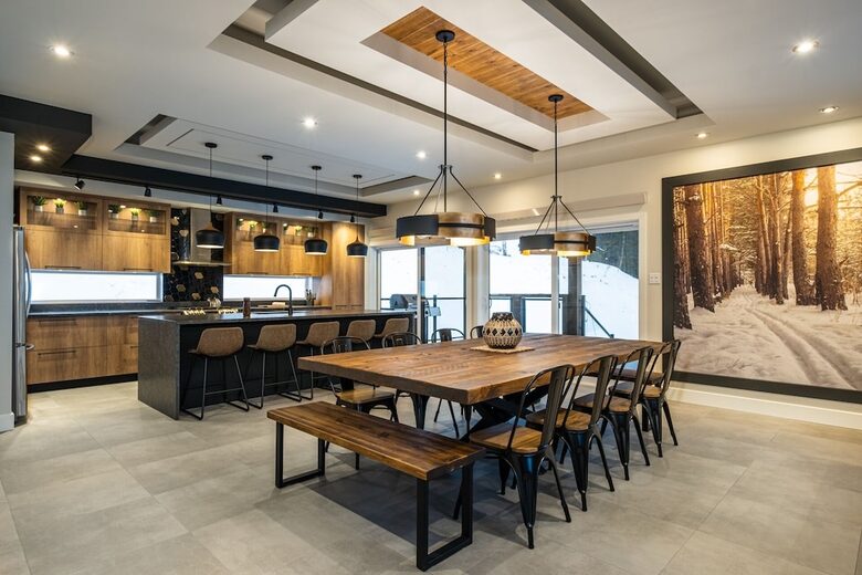 Mountain Golf Retreat: 5-Bedroom near Tremblant Ski Resort - Mont-Tremblant, Canada