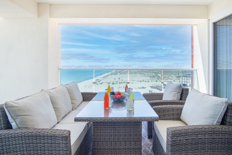 Beachfront Bliss: Encántame Towers - Playa Encanto, Mexico