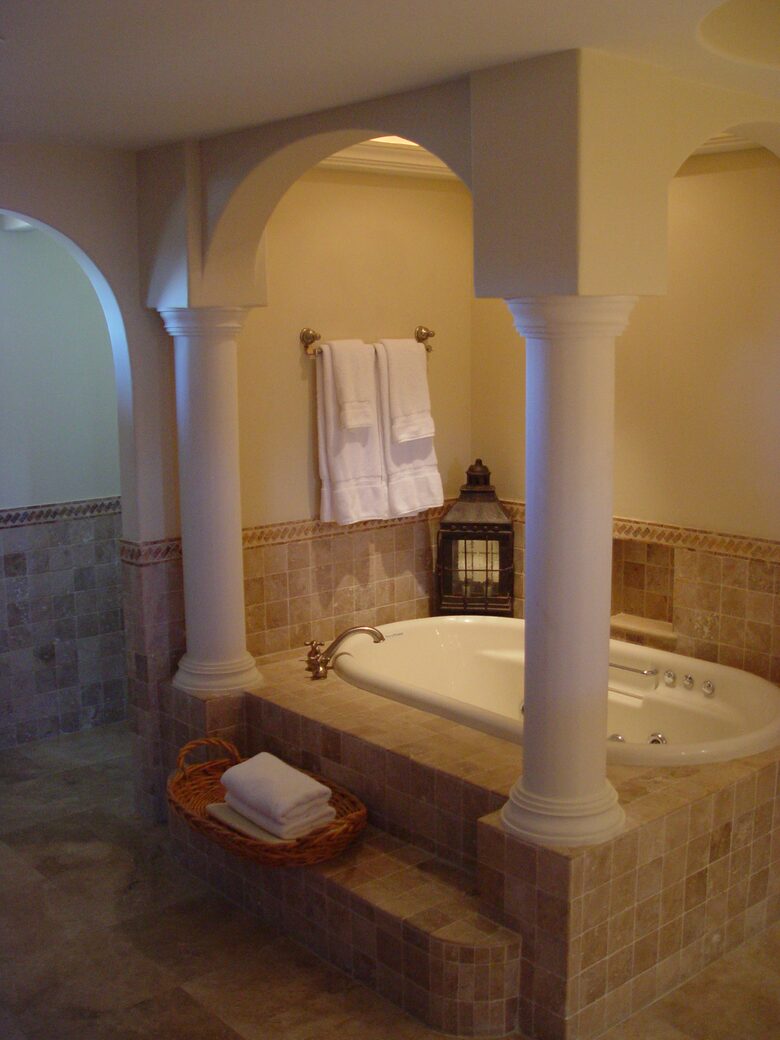 Spacious Cabo Oceanfront Penthouse - San José del Cabo, Mexico
