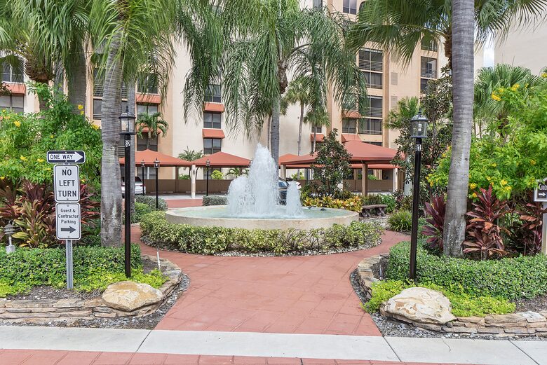 Boca Home Away From Home - Boca Raton, Florida
