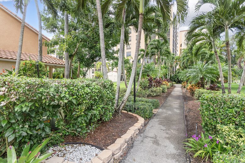 Boca Home Away From Home - Boca Raton, Florida